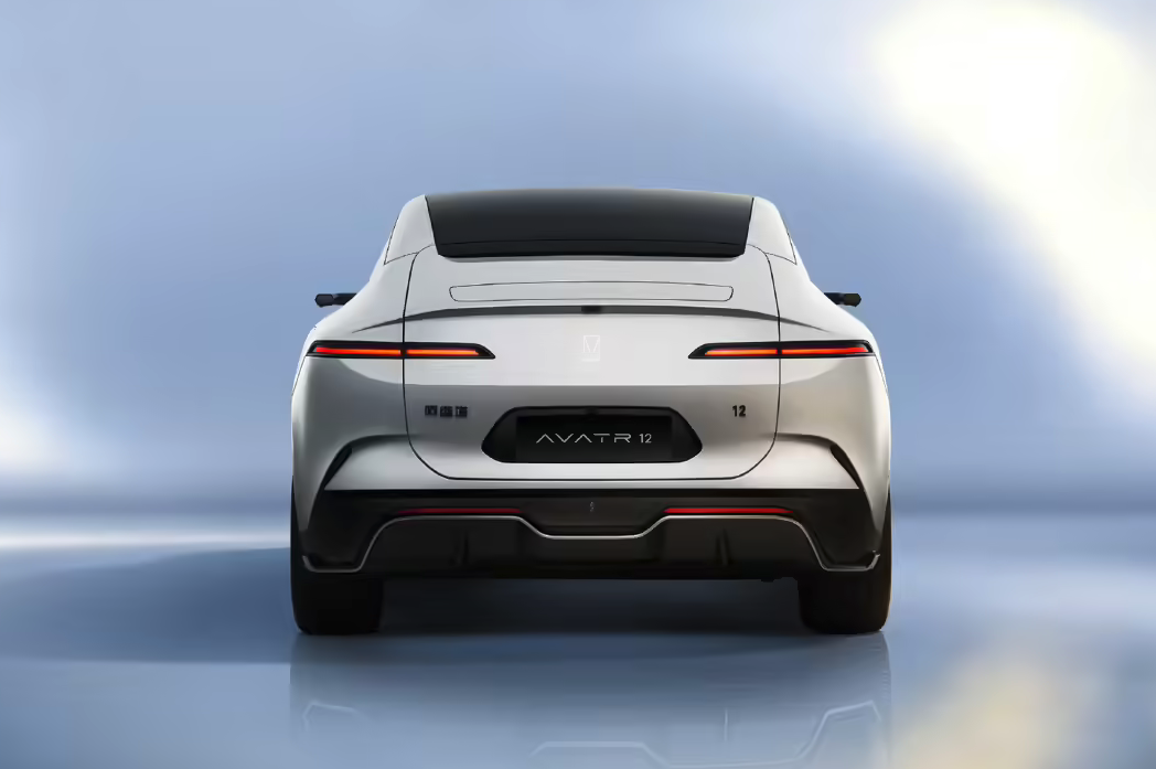 新款阿维塔12官图发布 工信部第403批申报同步曝光 双动力全域升级